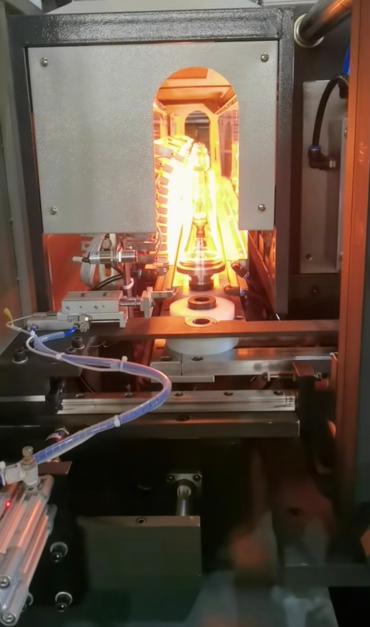 Global supply of blow molding heaters
